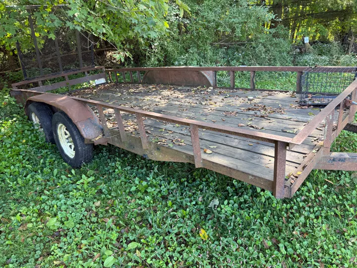 Bumper hitch trailer with ramps 16 ft.