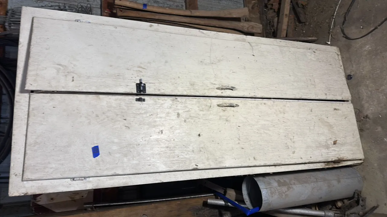 Wooden painted cabinet. 28 x 66
