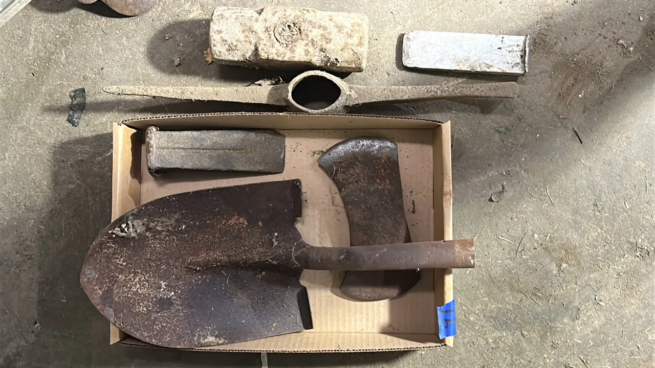 Sledge hammer, shovel and pick. No handles