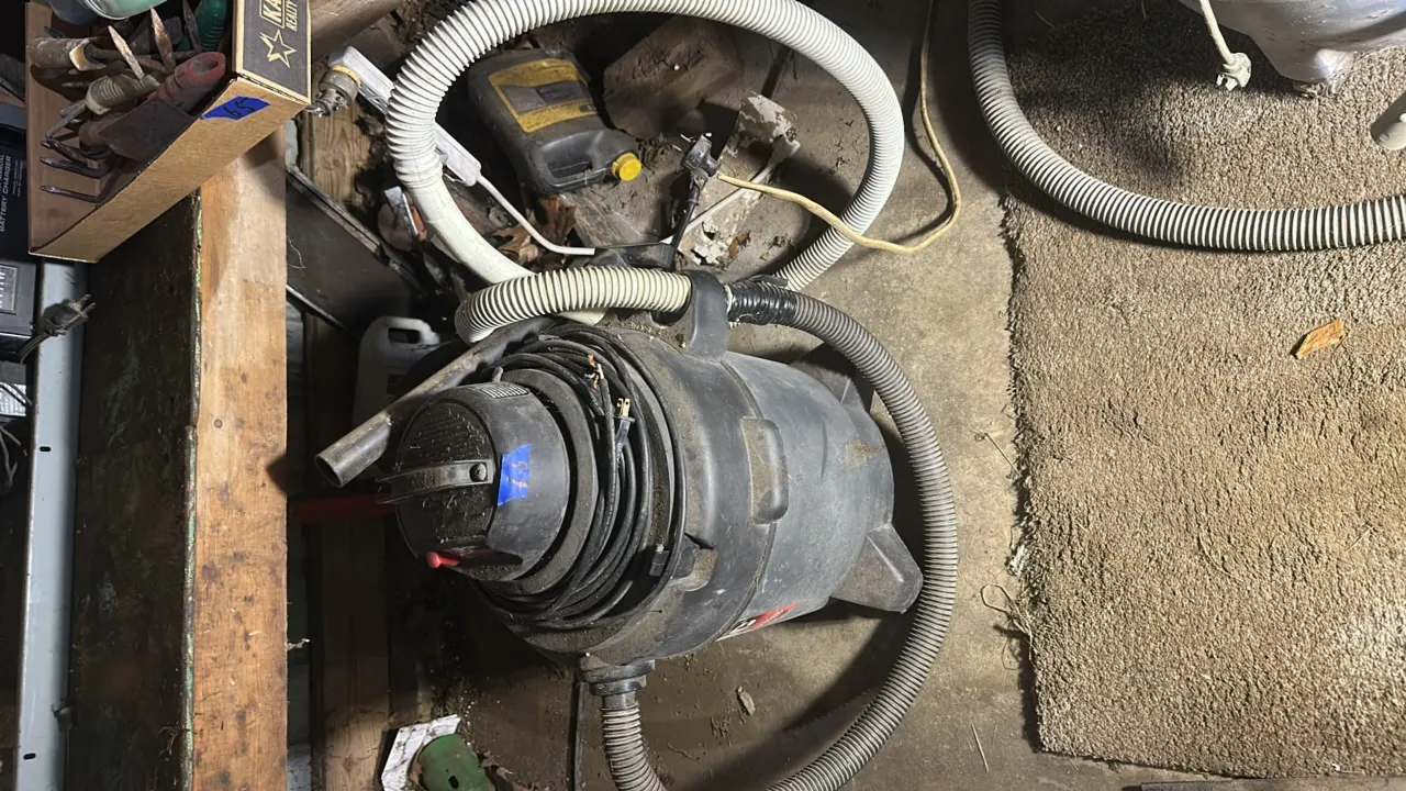 10 gal. Shop vac