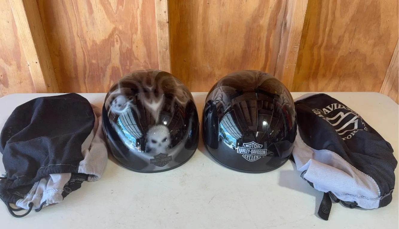 Harley-Davidson Motorcycle Helmet & Harley Owners Group Helmet