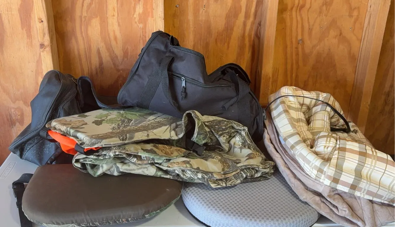Realtree Turkey Hunting Vest, Pad, Black Duffel Bags & More