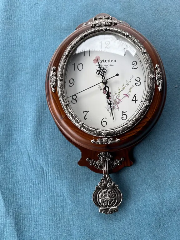 Yteden Clock