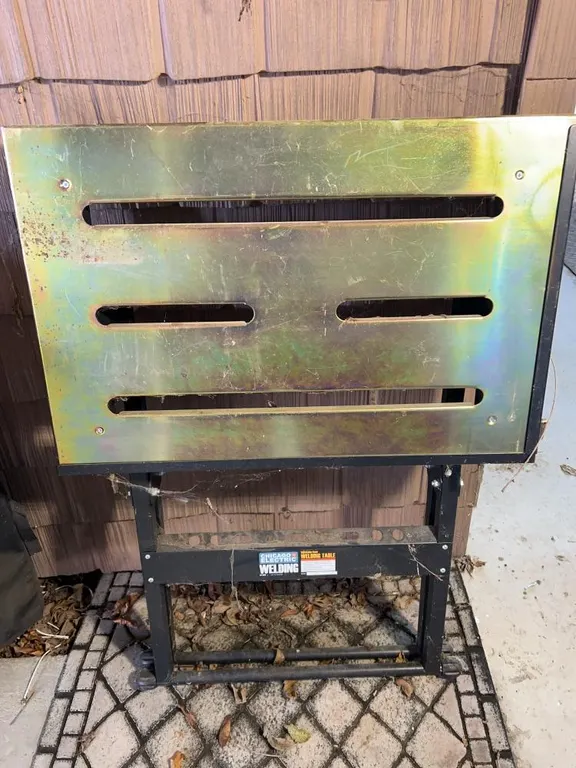 Chicago electric adjustable welding table