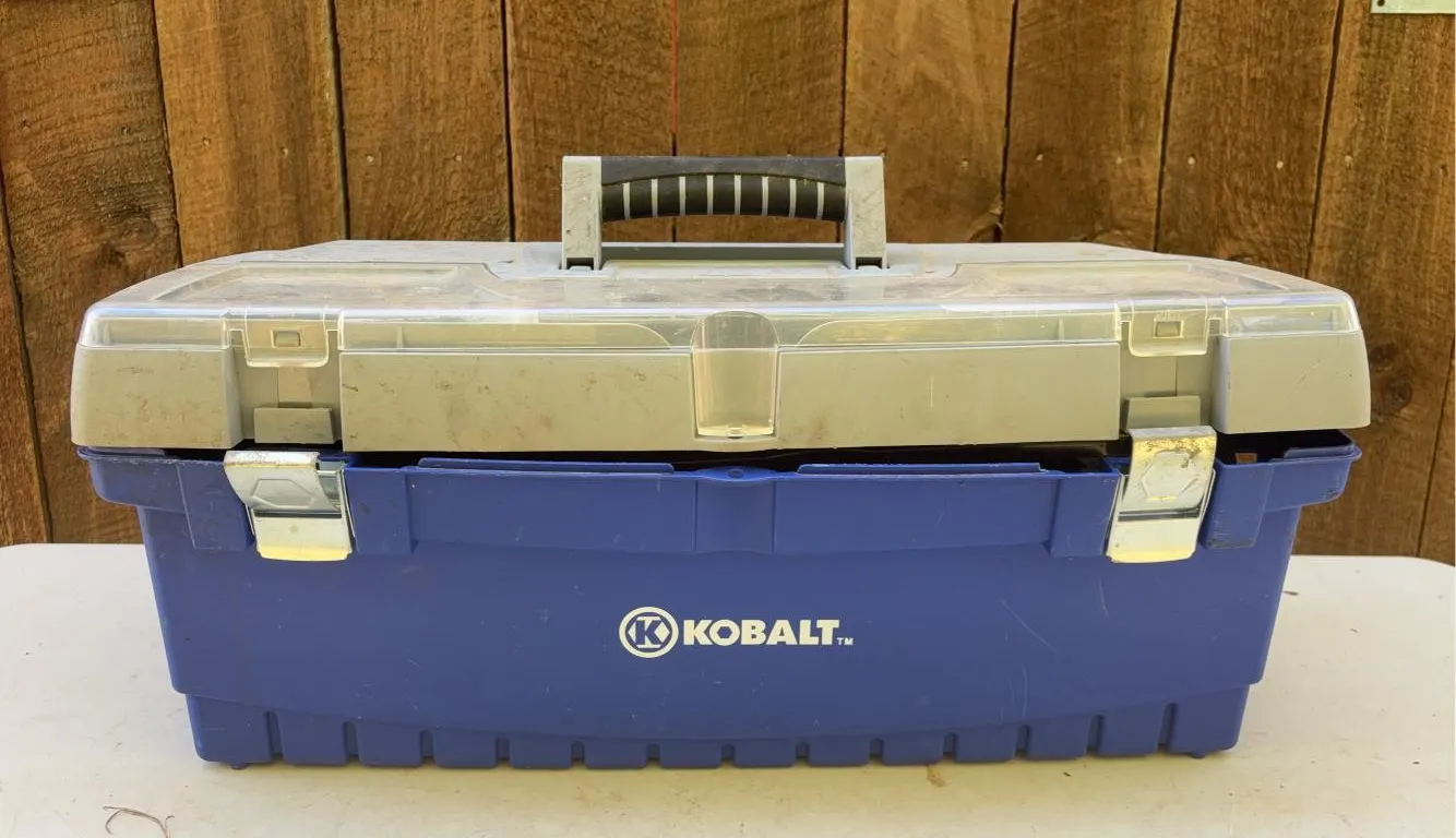 Large Kobalt Plastic Tool Chest w/ Oil Filters, Pins & Miscellaneous Parts