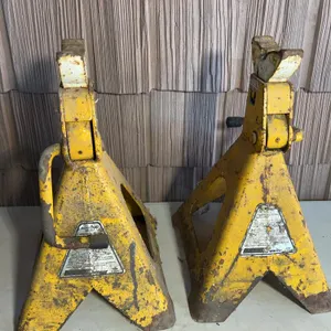 (2) Wilmar Jack stands - 16"