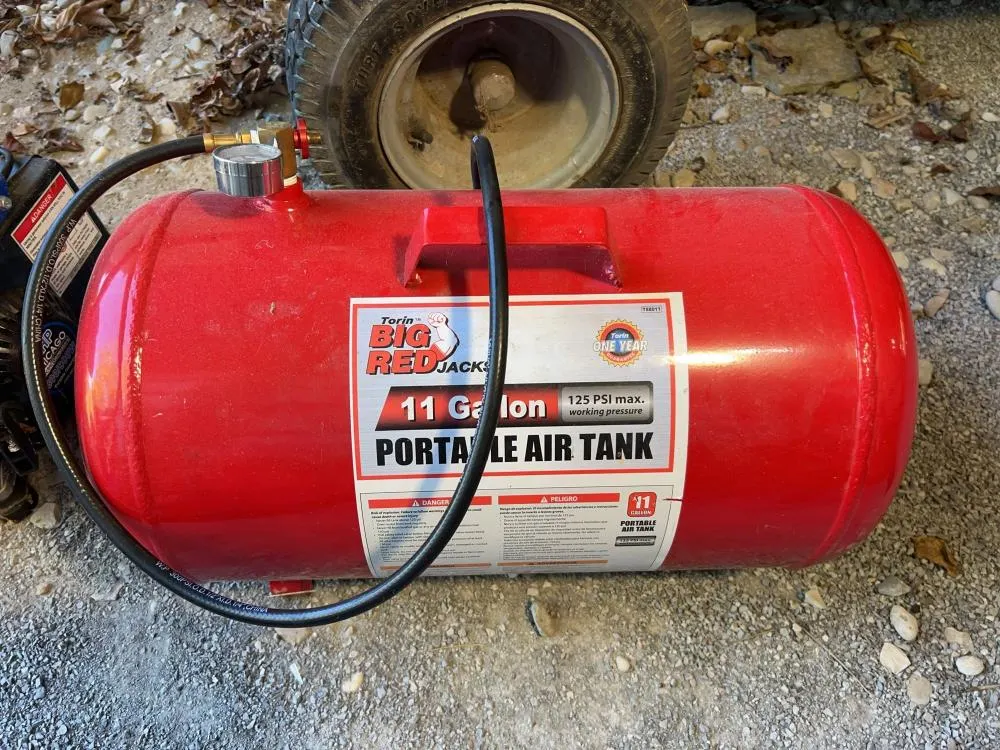 11 gallon portable air tank