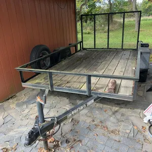 Lone Wolf Trailer Co. 10’ Open Utility Trailer -VIN 4P7U61011GF057875