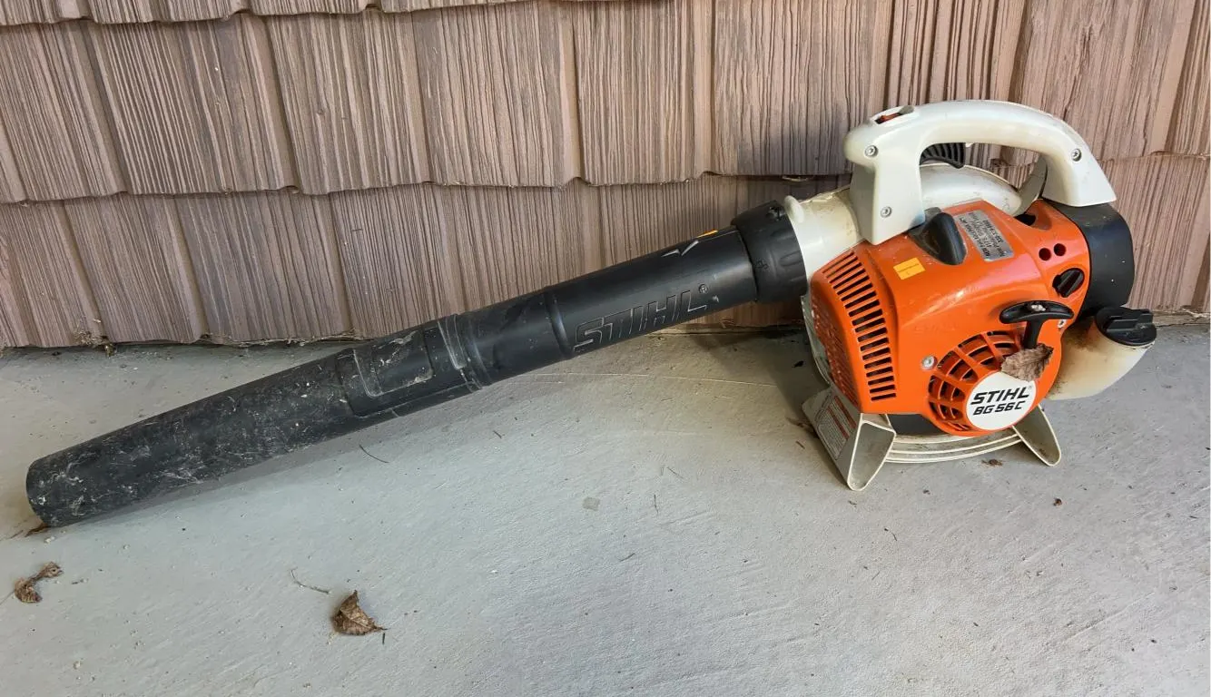 STIHL BG56C leaf blower w/ Mixed Gas Can