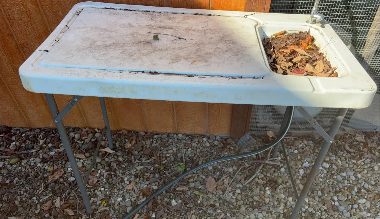 Folding Fish Cleaning Table with Sink