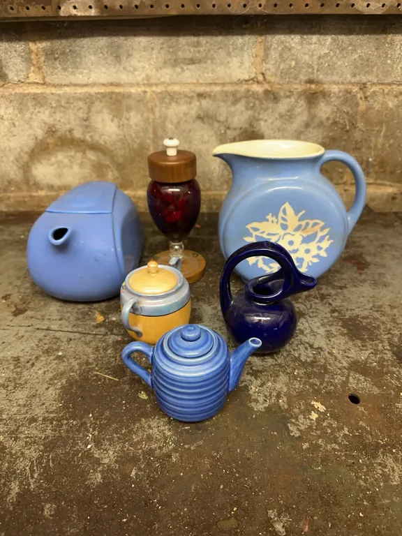 Assorted china & pottery