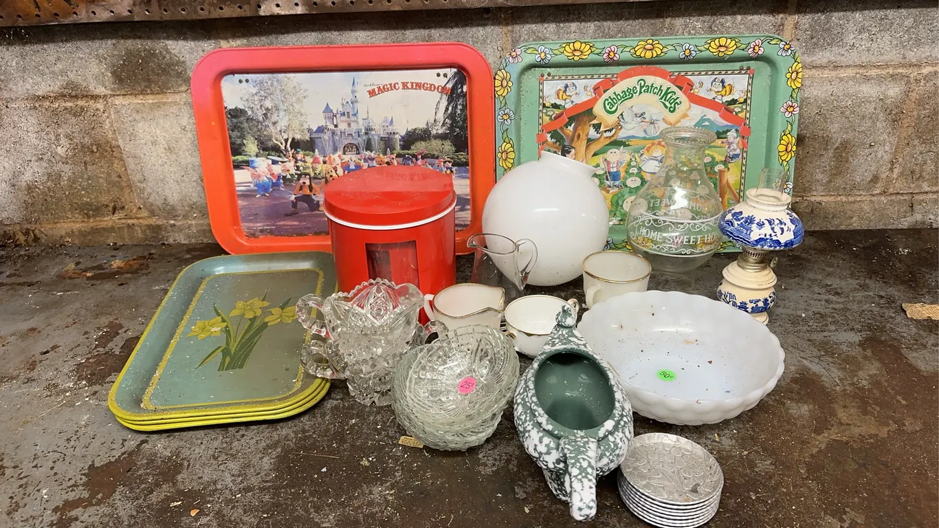 Lamp globes, trays & more