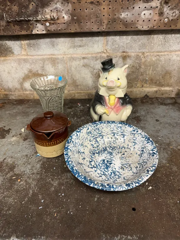 Ceramic pig cookie jar, stoneware bowl & more