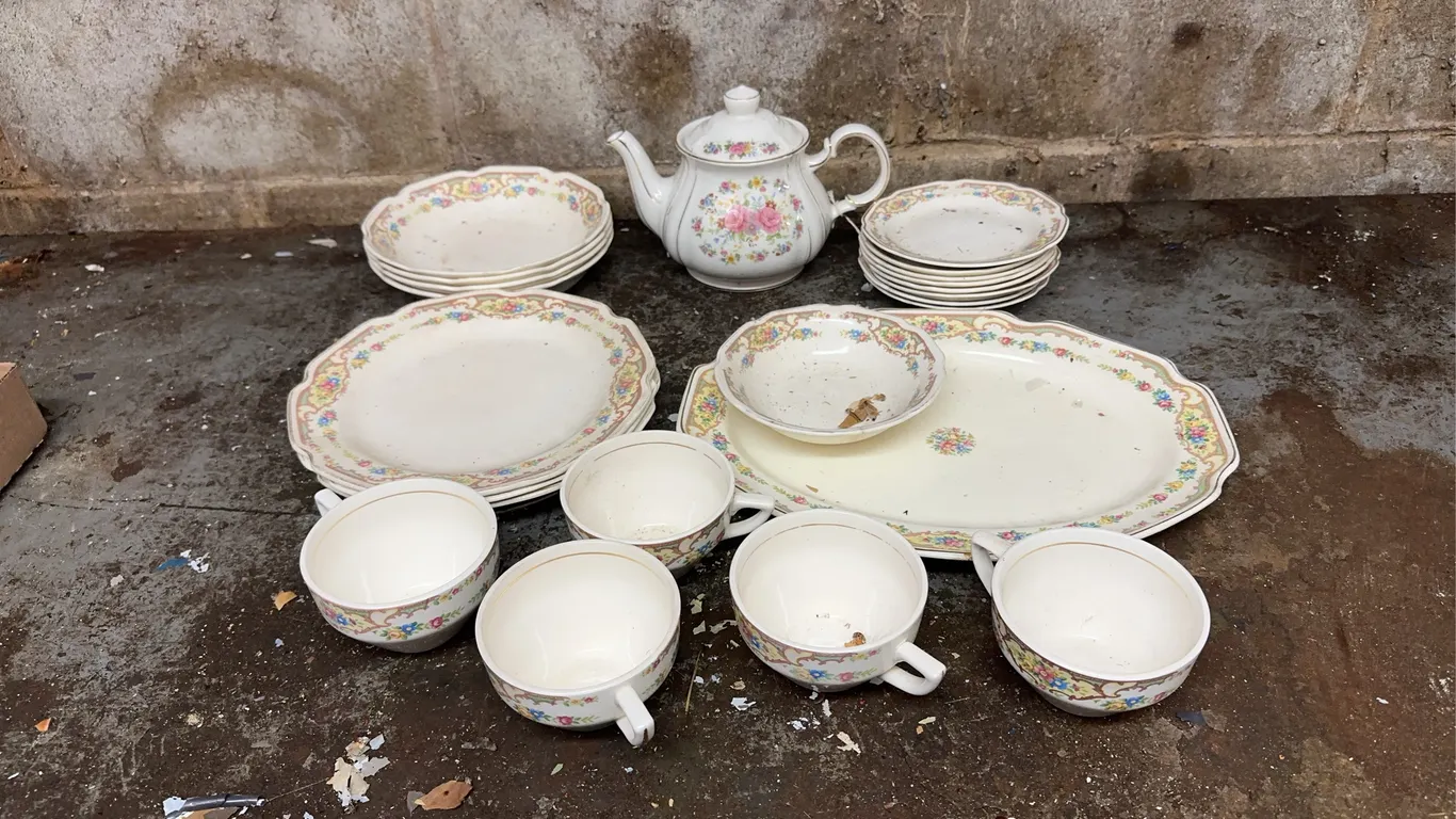 Assorted dishes, cups & tea pot