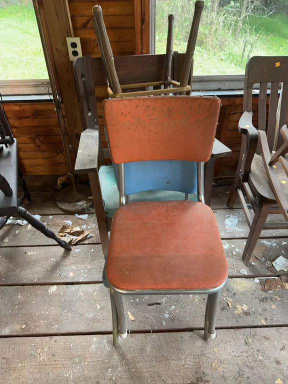 (3)- chairs (1)- barstool ( 1 chair is a rocking chair )