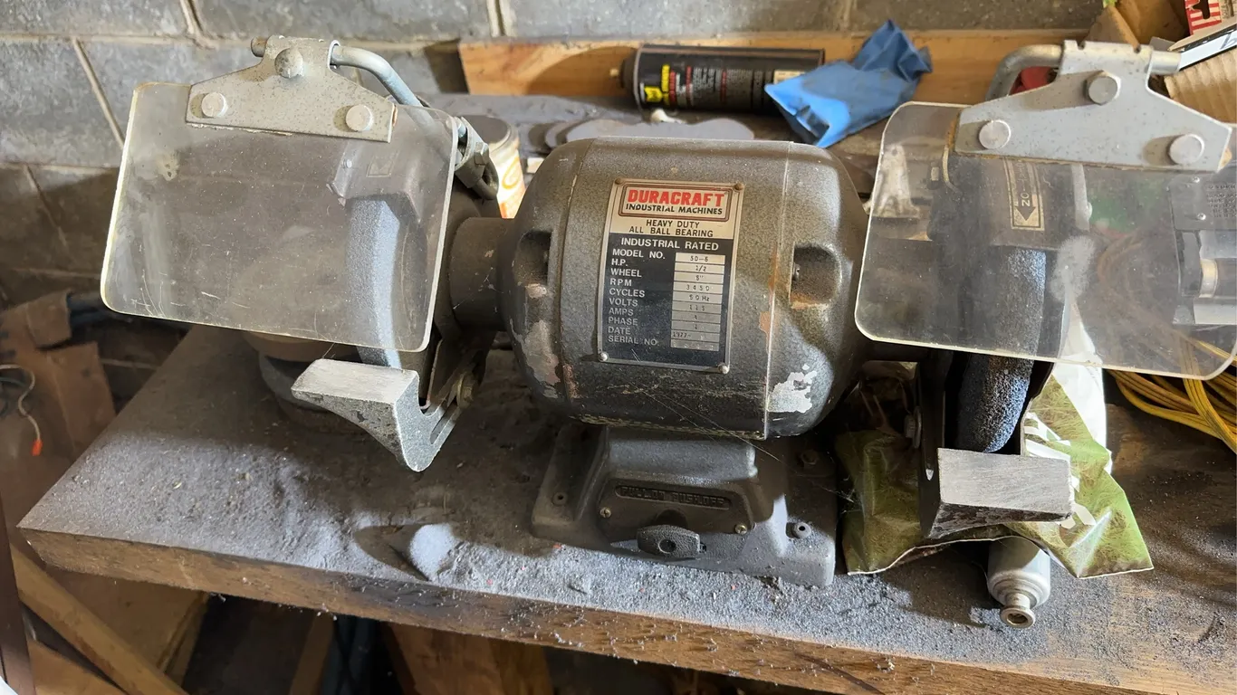 Duracraft bench grinder