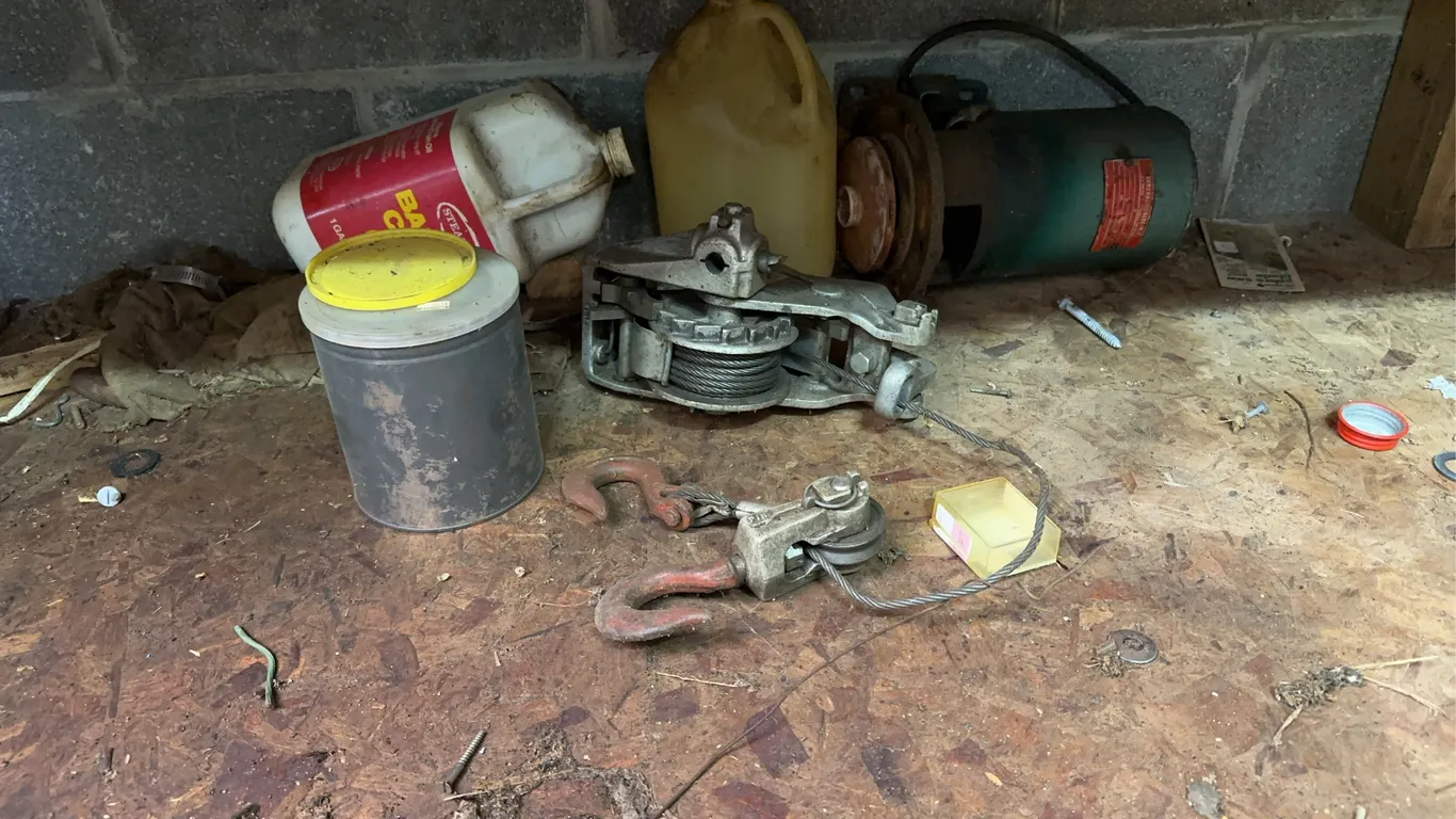 Winch hoist & electric motor