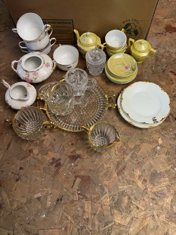 Assorted dishes including Haviland (France)