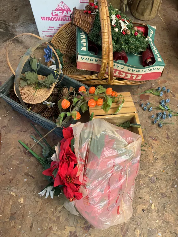 Assorted decor & more