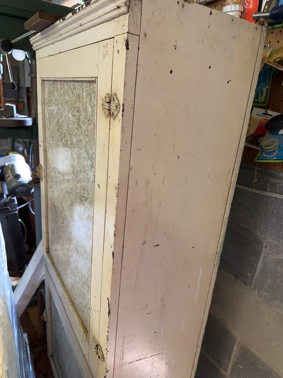 Cabinet ( 13�W x 29.5L x 61�H )