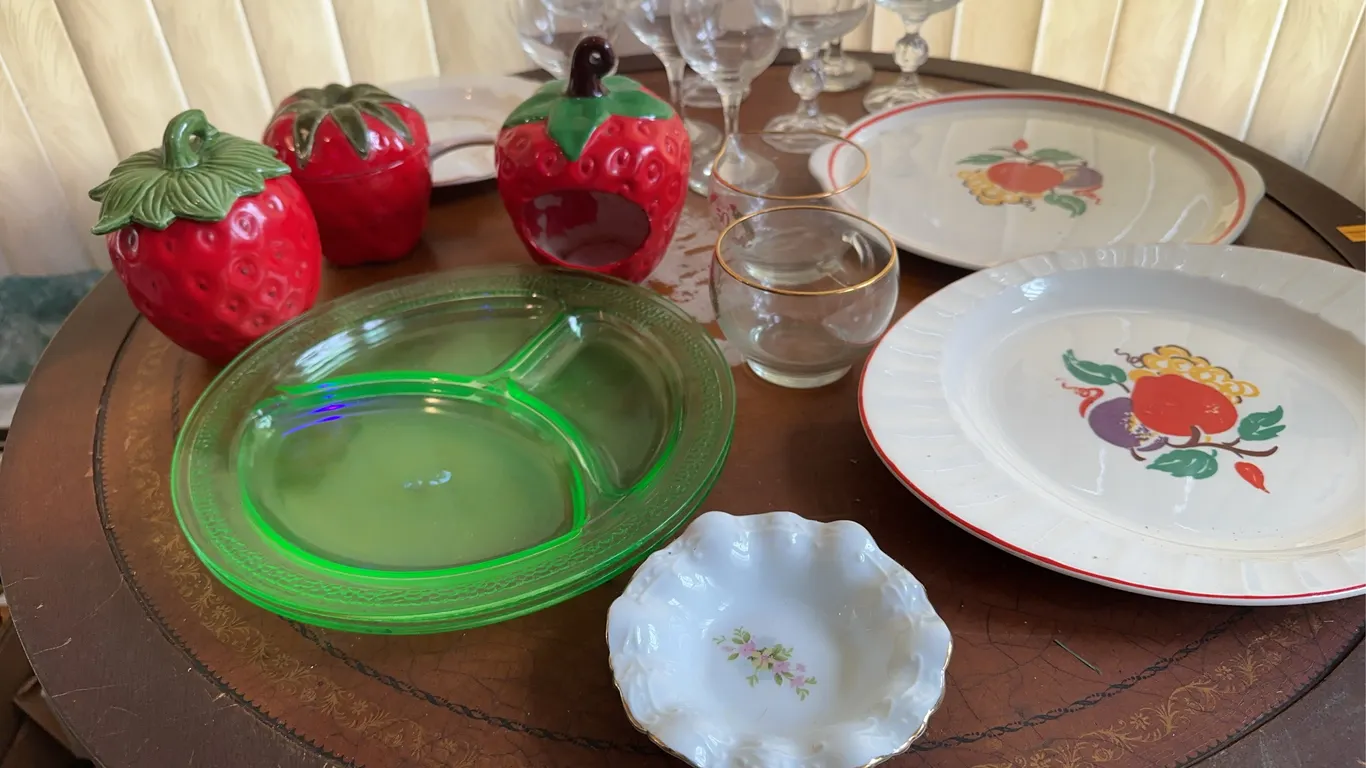 Uranium plates, plates & more