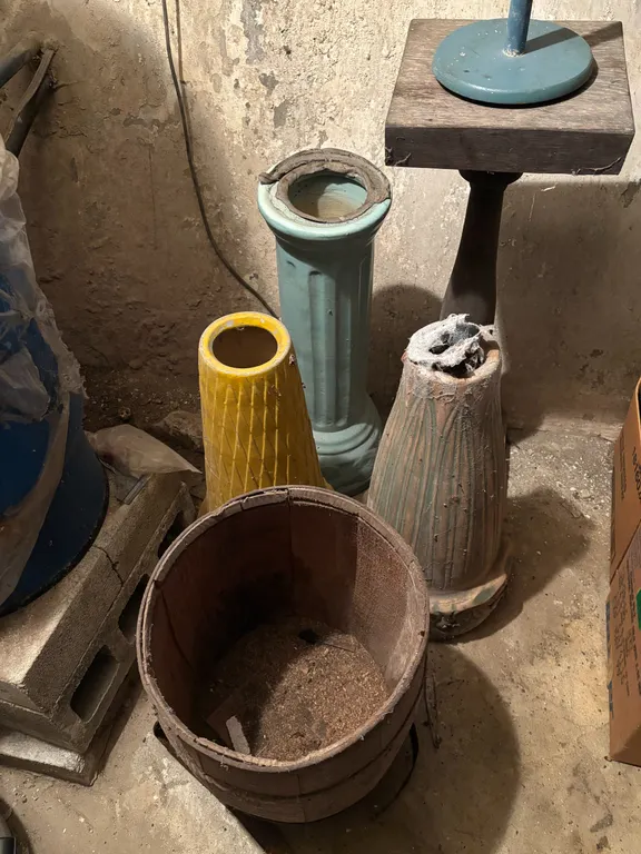 Small barrel, bird bath bases & more
