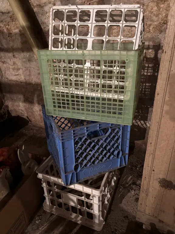 Milk crates, yard ornaments, vintage hand plane & more