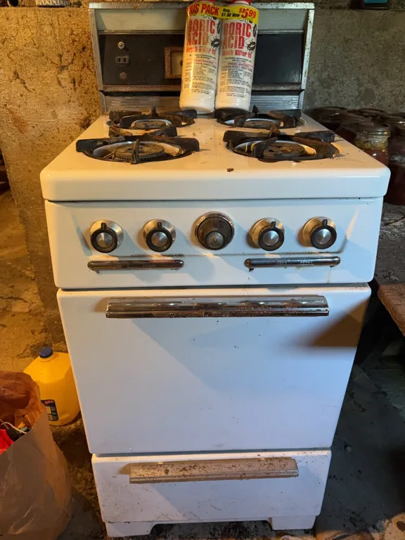 Small propane stove