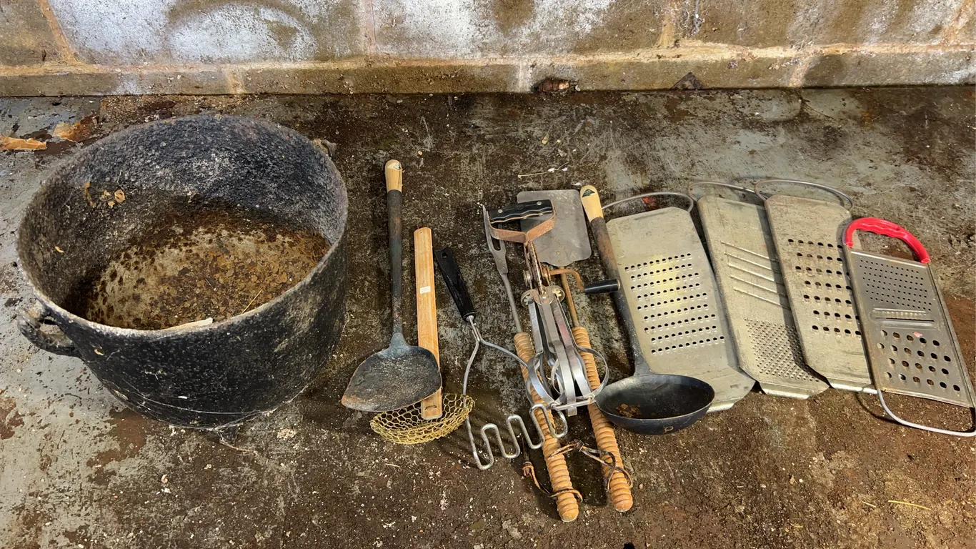 Cast iron kettle & kitchenware including graters and ladle