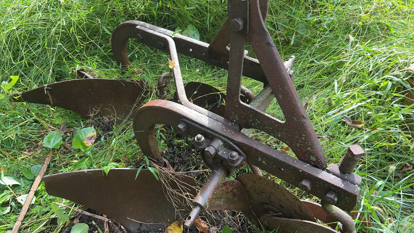 3-Point Hitch 2 Bottom Plow