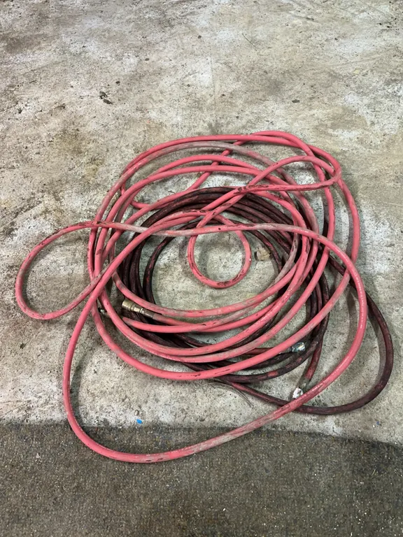 (2)- air hoses