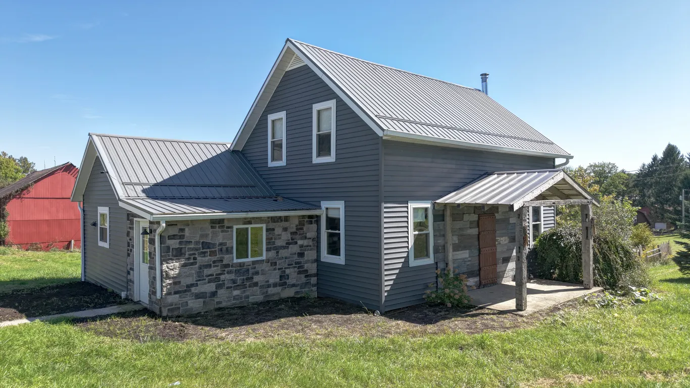 Holmes County Mini Farm Auction - Minutes from Millersburg & Lake Buckhorn