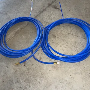2 air hoses