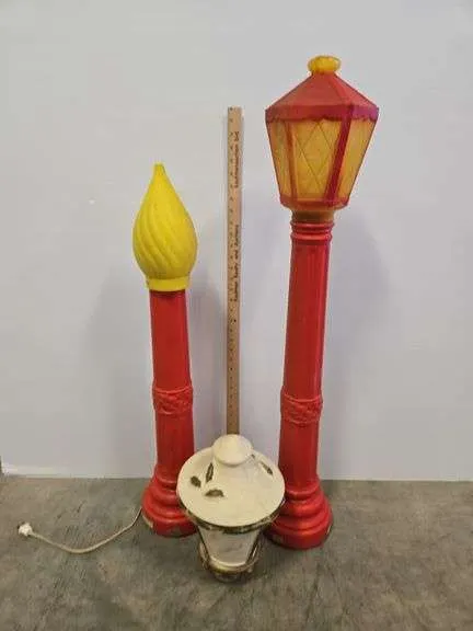 Vintage blow mold candle, lamp posts, & extra shade
