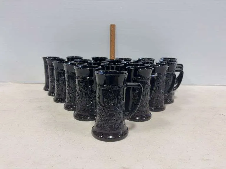 Black Tiara glass stien mugs