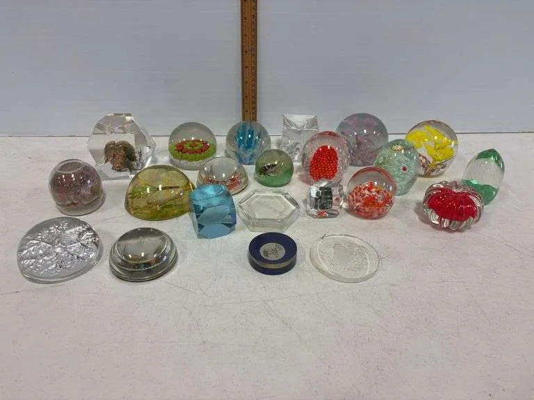 Assortment of decorative paper weights & more- includes nature