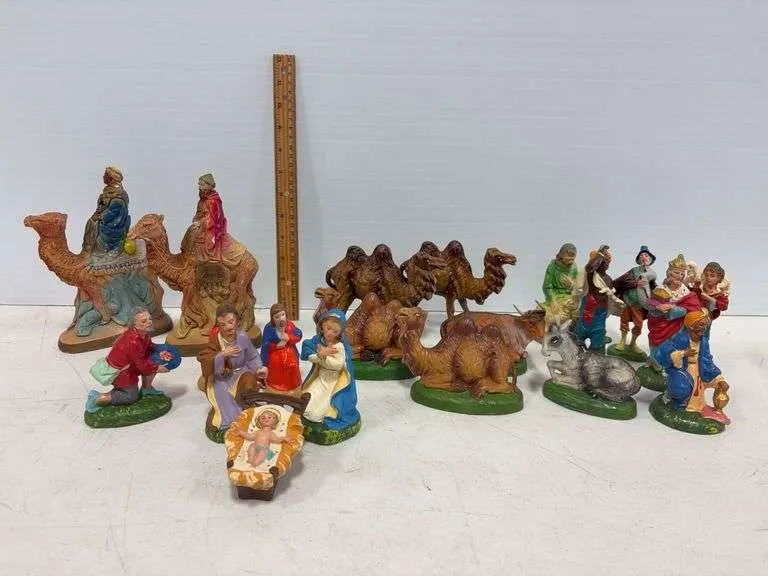 Vintage Nativity figurines