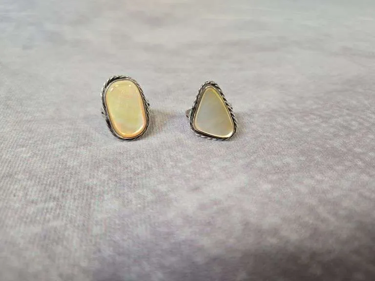 (2) vintage rings