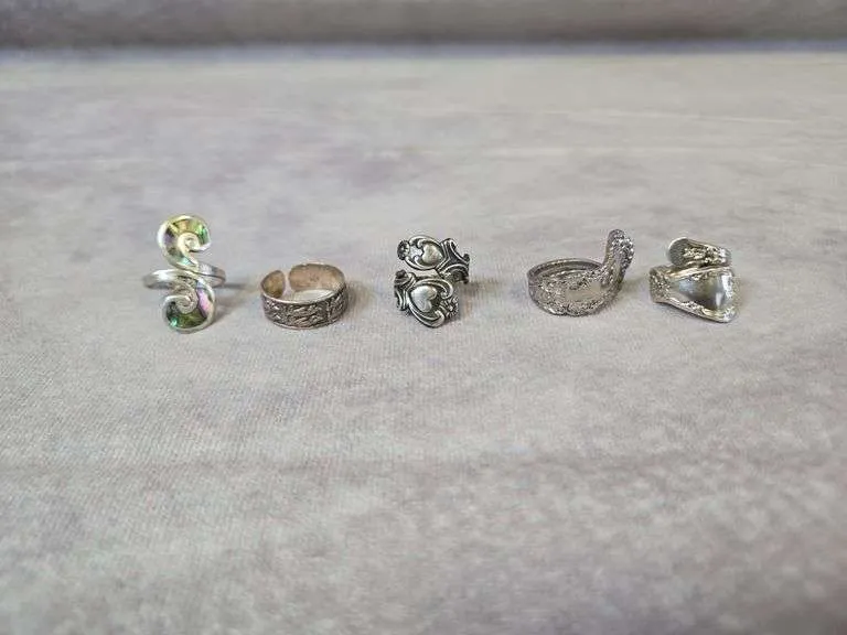 (5) rings- includes marked Sterling & 925