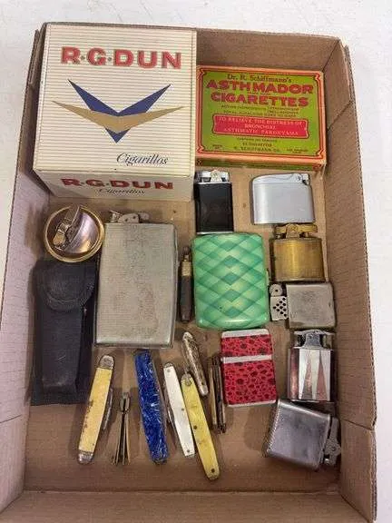 Assortment of lighters & pocket knives