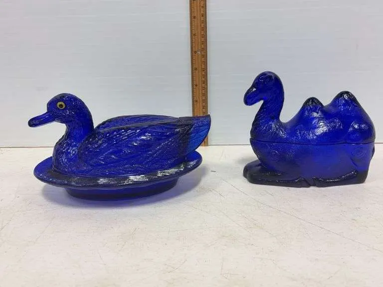 Westmoreland duck & camel on a nest