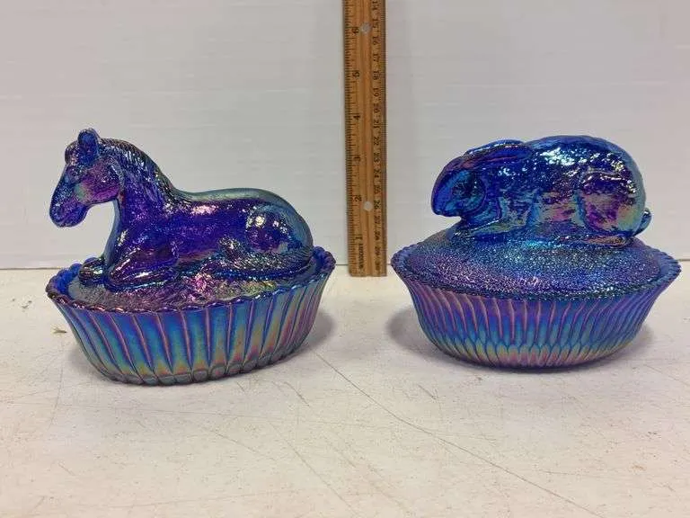 Westmoreland cobalt blue carnival pony & rabbit on a nest- rabbit is not Westmoreland