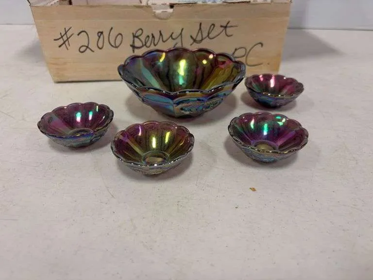 Mosser carnival cherry bowl set & covered tray w/ boxes