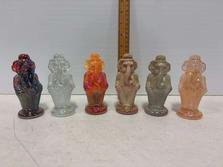 (6) Art glass elephant figurines