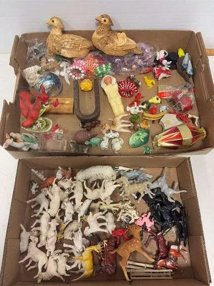 Assortment of farm animals, mini figurines, misc