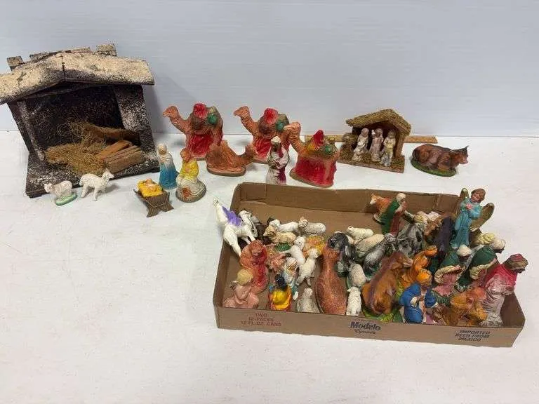 Assortment of manger figurines