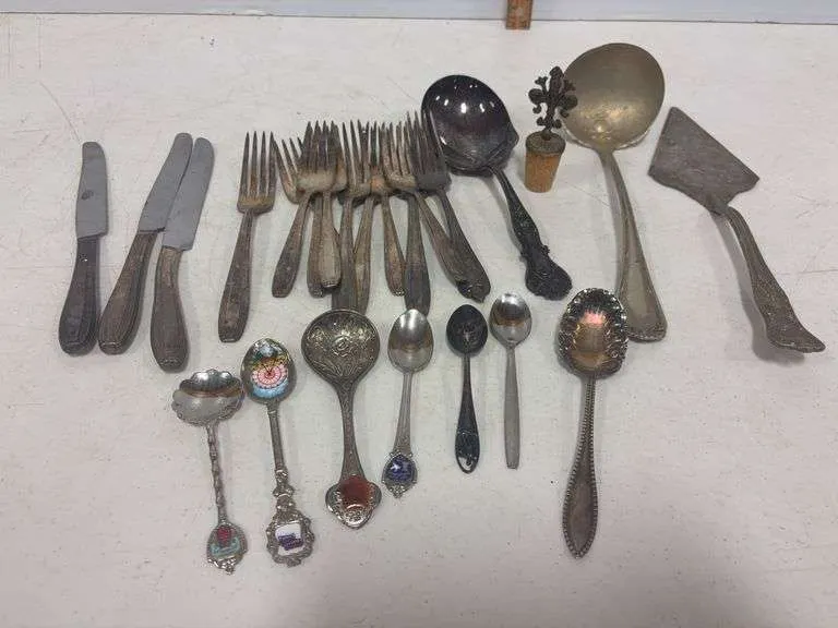Assortment of silverplated utensils