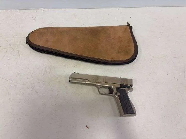 Marksman 177 bb hand gun w/ soft case