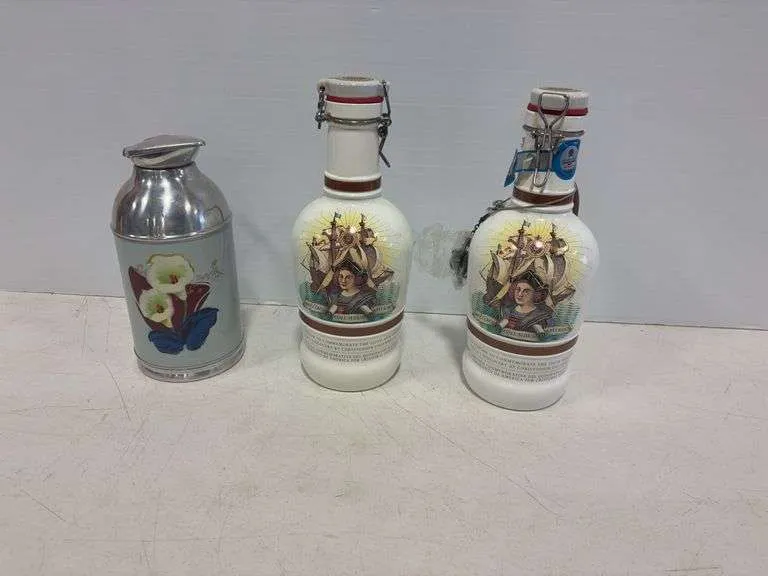 Porcelain Columbus America decanters & decorative pitcher decanter