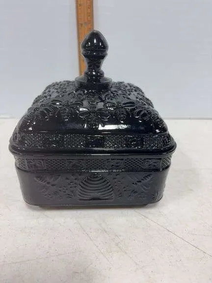 Black Tiara Honey Bee covered dish